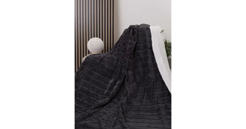Luxusní beránková deka mikroplyš 220 × 200 cm – Caroline šedá Ihned K Objednání