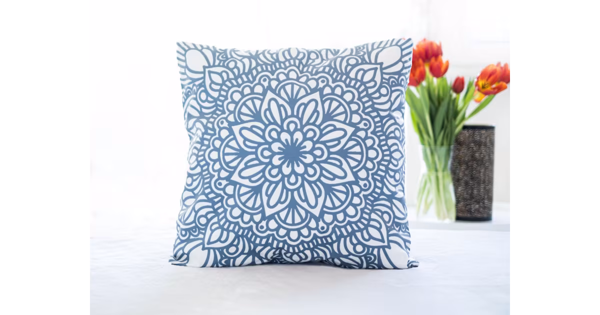 Koupit Online Mikroplyšový povlak na polštářek 45 × 45 cm – Ornament 1