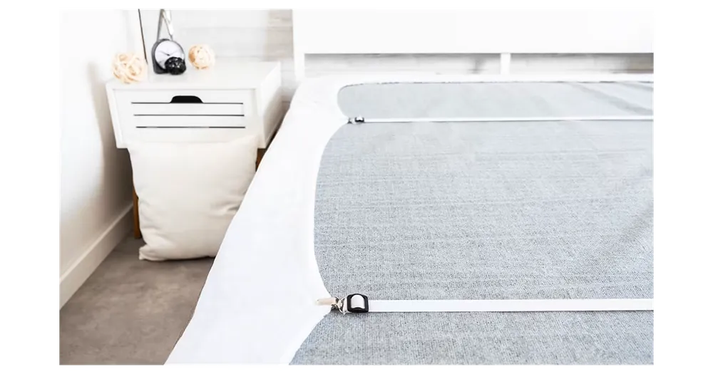 Zlevněný Napínací úchyt na prostěradlo MAX 30 cm – 100 cm 2ks