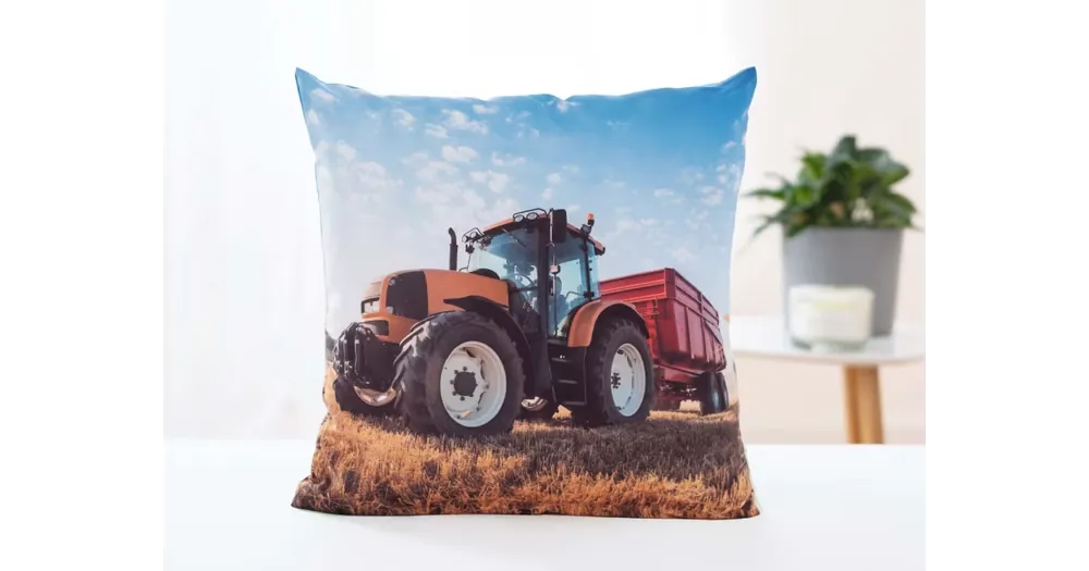 Sleva Povlak na polštář 40 × 40 cm - Traktor s červenou vlečkou