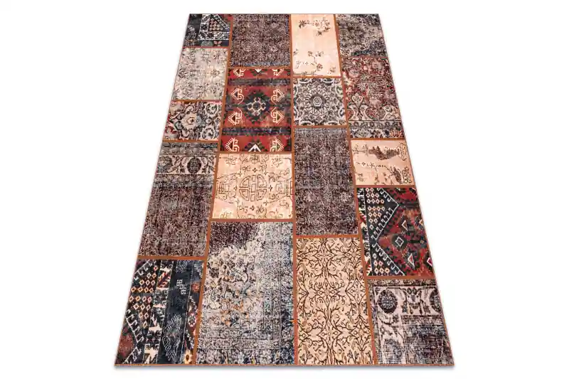 Koberec ANTIKA Ancient Rust patchwork terakota Sleva