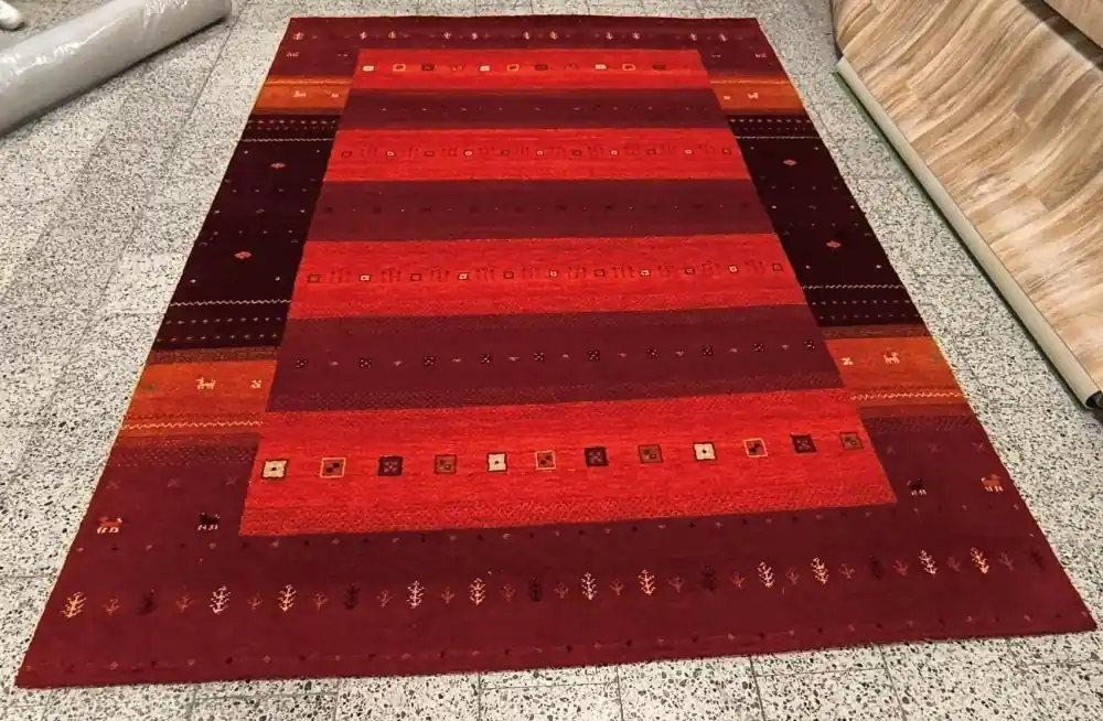 Horká Nabídka Ručně tkaný vlněný koberec Traditionell Salo 240x340cm – severský vzor 100% střižní vlna